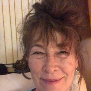 Meet your Posher, Sheyla